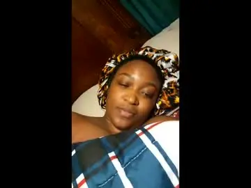 Bree911988  live sex cam