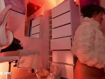 Danna_lovs  live sex cam