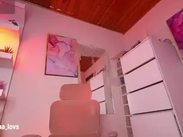 Danna_lovs  live sex cam