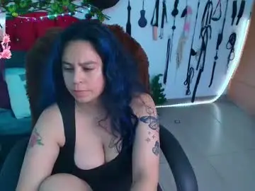 Elektra_32  live sex cam