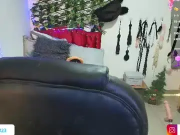Elektra_32  live sex cam