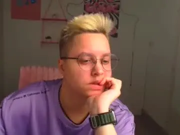 Ellie_kisess  live sex cam