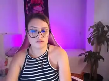 Esmeralda098  live sex cam