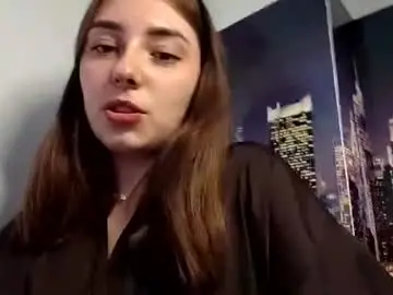 Floatingfragmentt  live sex cam