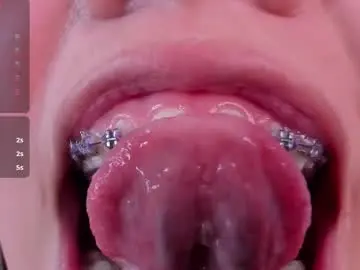 Foxy_vera  live sex cam