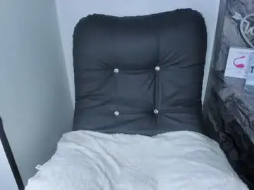 Foxy_vera  live sex cam