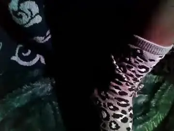 Handsnfeetsies  live sex cam