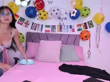 Kittytokioo  live sex cam