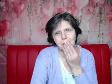 Lunadobra  live sex cam