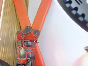 Meedussa7  live sex cam