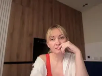 Nuvellaa  live sex cam