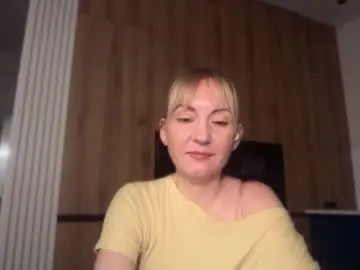 Nuvellaa  live sex cam