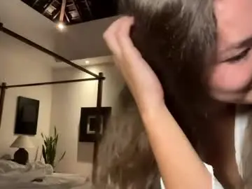 Pameliakinsinger  live sex cam