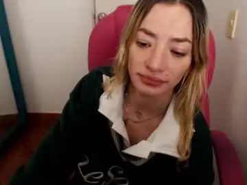 Zoee_joness  live sex cam