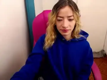 Zoee_joness  live sex cam