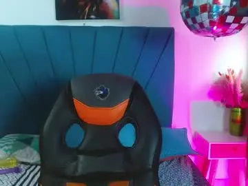 Bonny_wish1  live sex cam