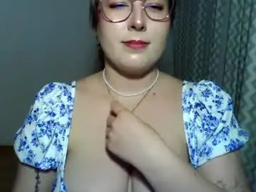 Claralovely  live sex cam