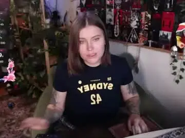 Cuddlieschris  live sex cam