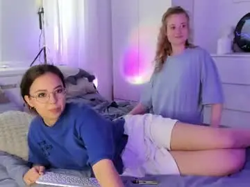 Euphoria_g  live sex cam