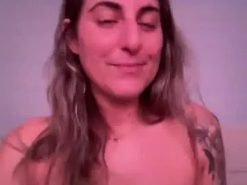 Lickmealloverr  live sex cam