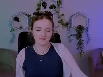 Luna_berryy  live sex cam