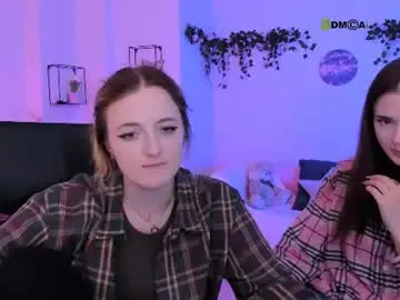 Luna_berryy  live sex cam