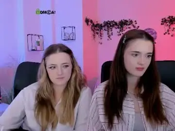 Luna_berryy  live sex cam