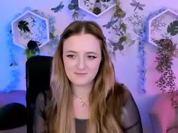 Luna_berryy  live sex cam