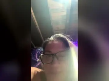 Lunamichelle3  live sex cam