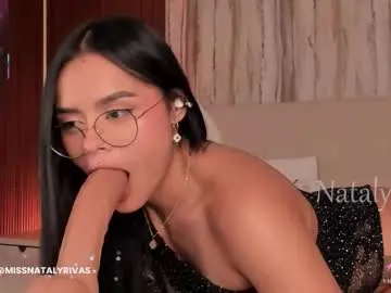 Missnataly_  live sex cam