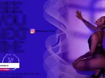 Missnataly_  live sex cam