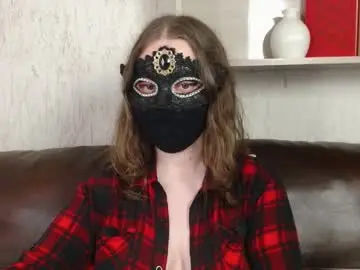 Queen_nora  live sex cam