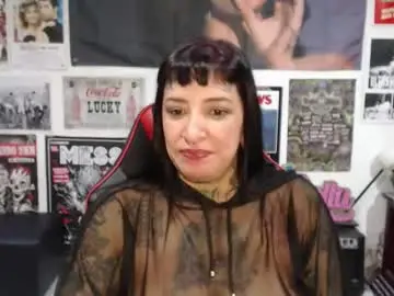 Rollyderolandia666  live sex cam