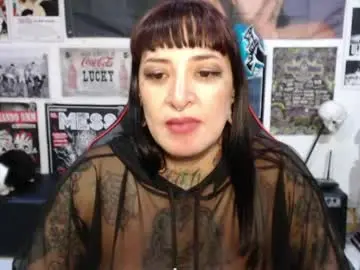 Rollyderolandia666  live sex cam