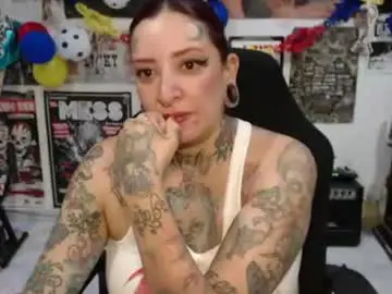 Rollyderolandia666  live sex cam