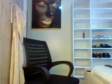 Slimmmedium  live sex cam