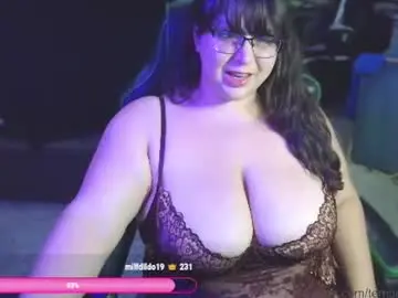 Tempestsprings  live sex cam