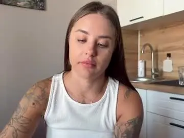 Trishaastar_  live sex cam