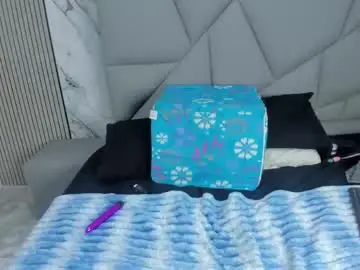 Violettaruizz  live sex cam