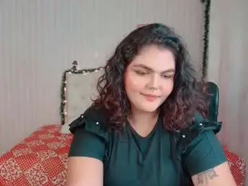 Daeneryslove_doll  live sex cam