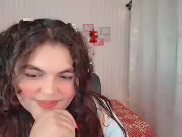 Daeneryslove_doll  live sex cam