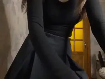Emmatyrie  live sex cam