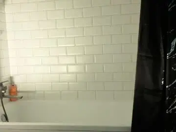 Hihika  live sex cam