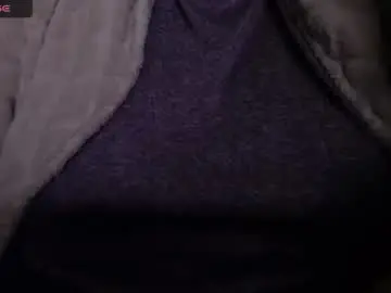 Lenagolden  live sex cam