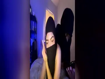 Lovngiselle  live sex cam