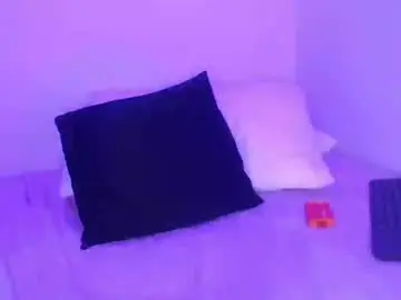 Megan_foxy25  live sex cam