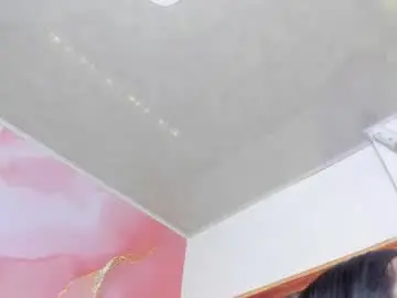 Melanie__evans  live sex cam