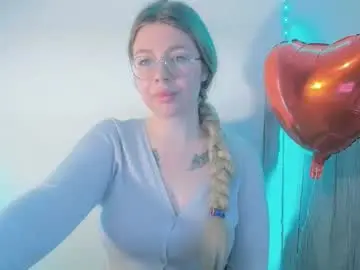 Milafixi19  live sex cam