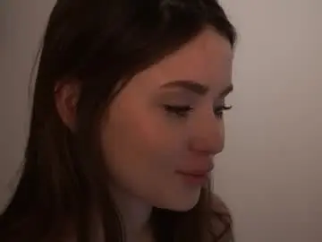 Scarletmore  live sex cam