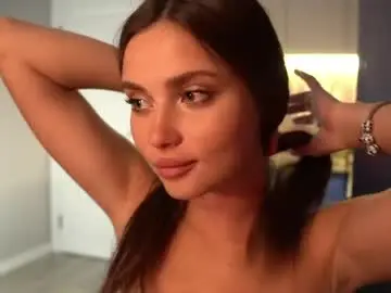 Scarletmore  live sex cam